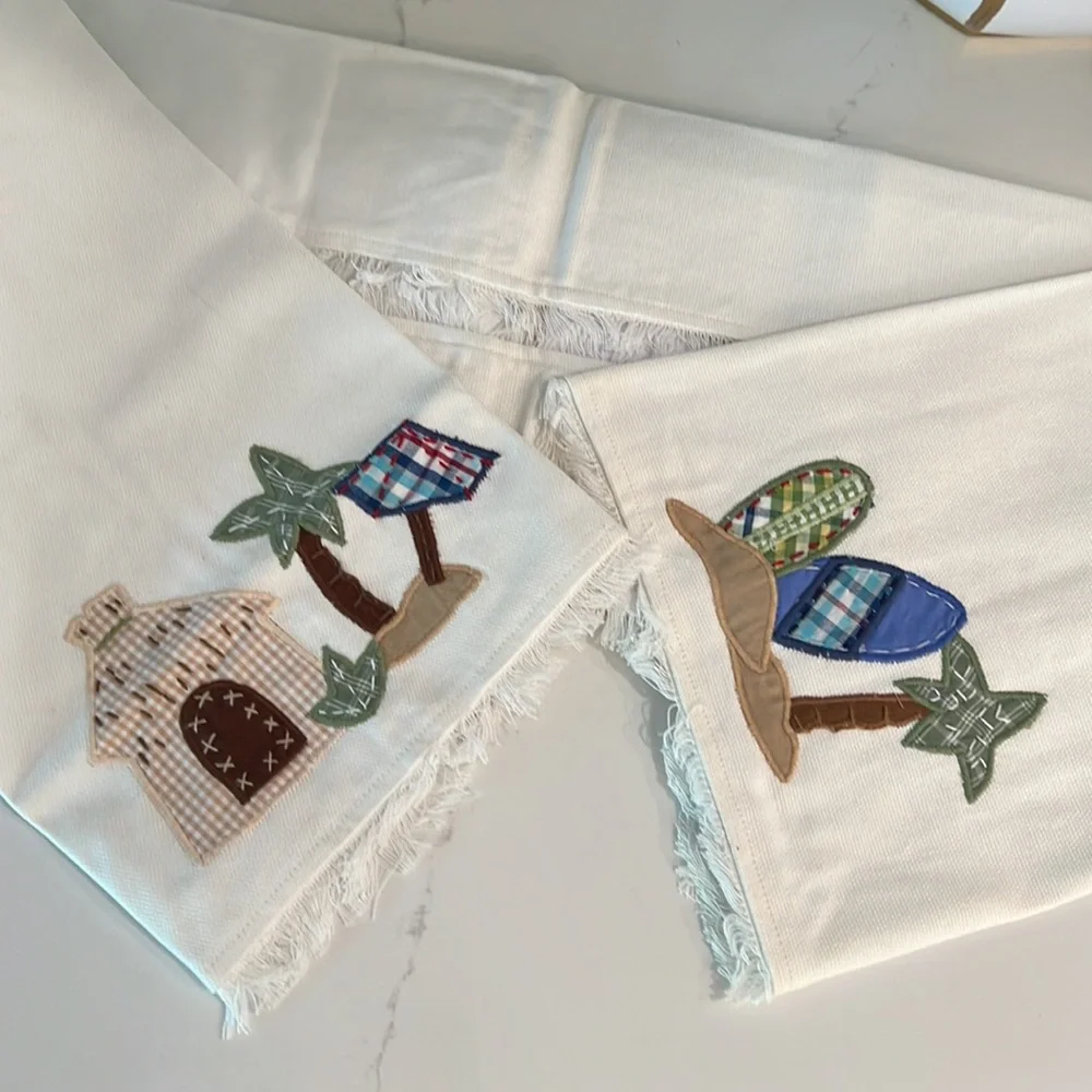🏄‍♂️Pottery Barn Kids Island Party Table Runner Surfboard  New In Package